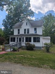 7315 OXON HILL RD, Oxon Hill, MD 20745
