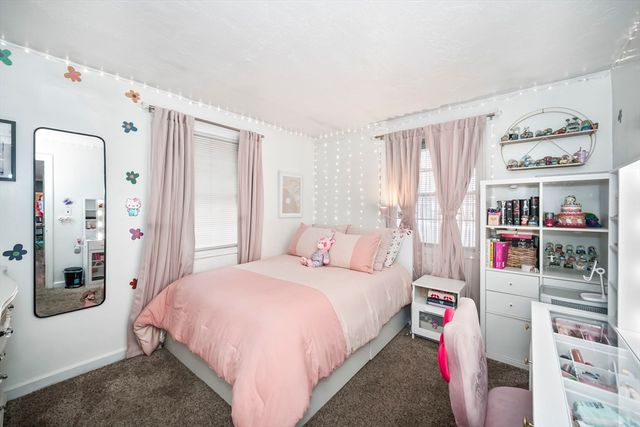 5 Debbie Rd, Brockton, MA 02302