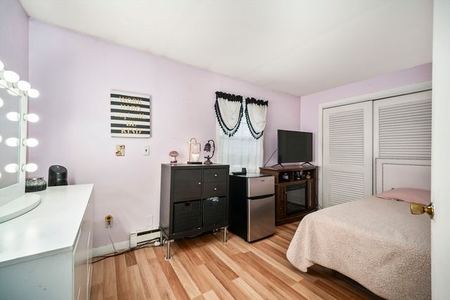 5 Debbie Rd, Brockton, MA 02302