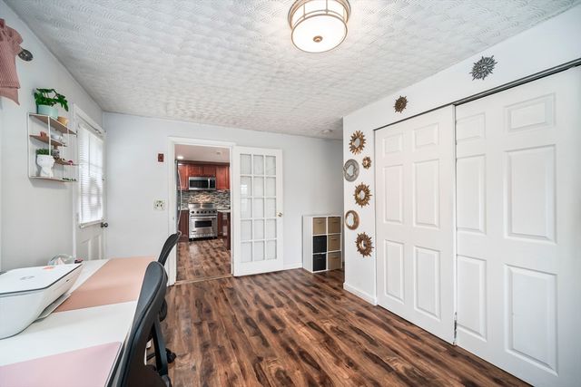 5 Debbie Rd, Brockton, MA 02302