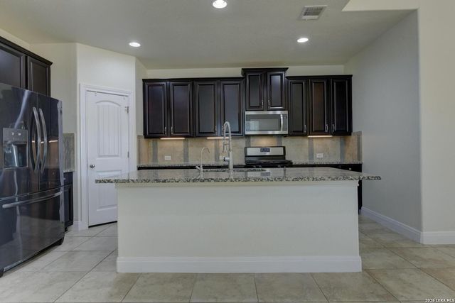 8630 Keila Orchard, San Antonio, TX 78251