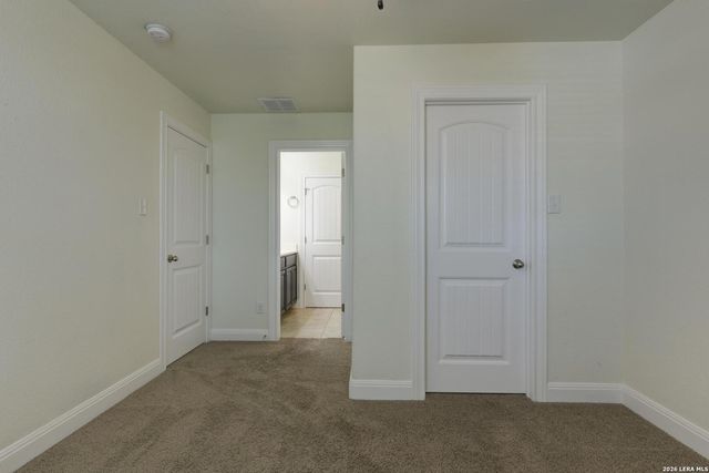 8630 Keila Orchard, San Antonio, TX 78251