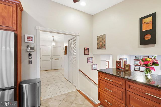 8815 POSTOAK RD, Potomac, MD 20854
