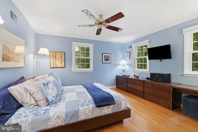 8815 POSTOAK RD, Potomac, MD 20854