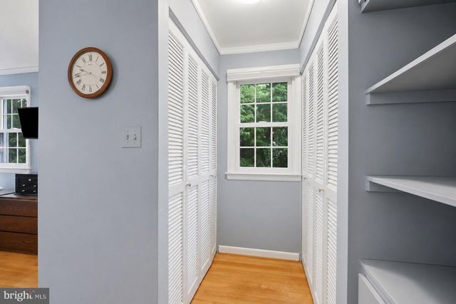 8815 POSTOAK RD, Potomac, MD 20854