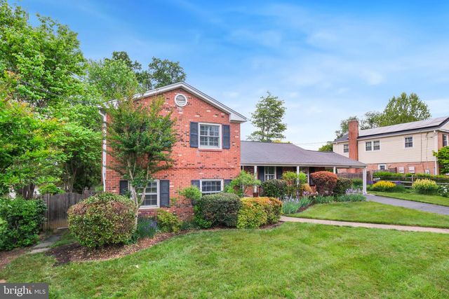 8815 POSTOAK RD, Potomac, MD 20854