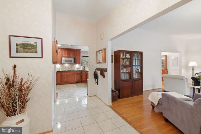 8815 POSTOAK RD, Potomac, MD 20854