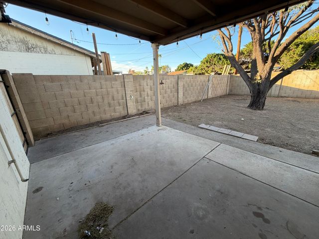 2514 W Larkspur Drive, Phoenix, AZ 85029