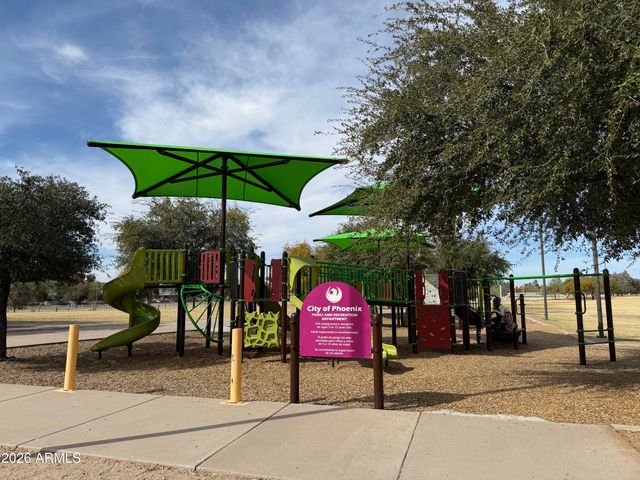 2514 W Larkspur Drive, Phoenix, AZ 85029