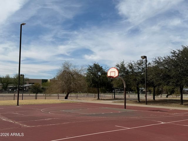 2514 W Larkspur Drive, Phoenix, AZ 85029