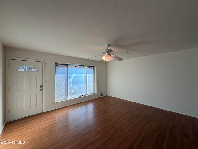 2514 W Larkspur Drive, Phoenix, AZ 85029