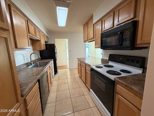 2514 W Larkspur Drive, Phoenix, AZ 85029