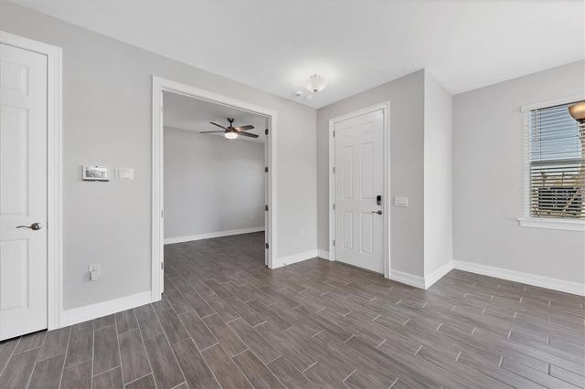 111 IBIZA LOOP, Venice, FL 34292