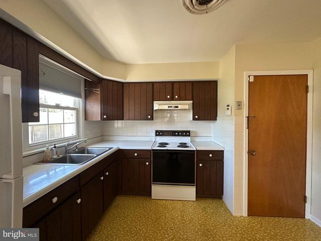 19038 JOHN J WILLIAMS HWY, Rehoboth Beach, DE 19971