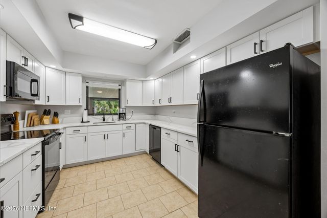3243 PARENTAL HOME Road, Jacksonville, FL 32216