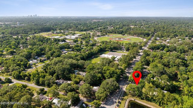 3243 PARENTAL HOME Road, Jacksonville, FL 32216