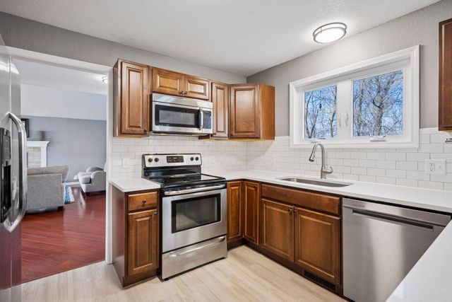 3439 Hall Avenue SE, Buffalo, MN 55313