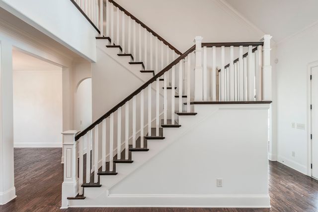 835 Douglas Bend Rd, Gallatin, TN 37066