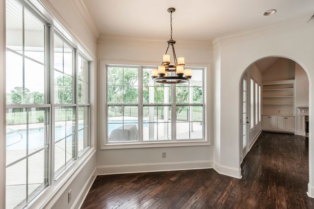 835 Douglas Bend Rd, Gallatin, TN 37066
