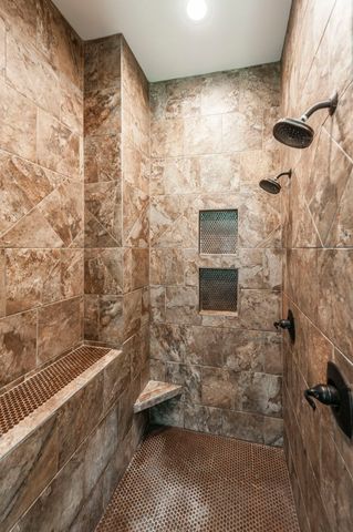 835 Douglas Bend Rd, Gallatin, TN 37066