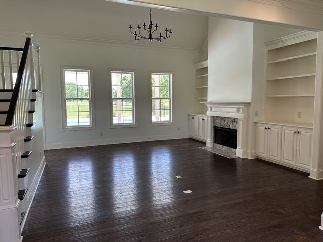 835 Douglas Bend Rd, Gallatin, TN 37066