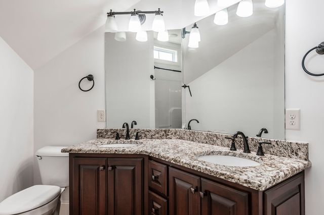 835 Douglas Bend Rd, Gallatin, TN 37066