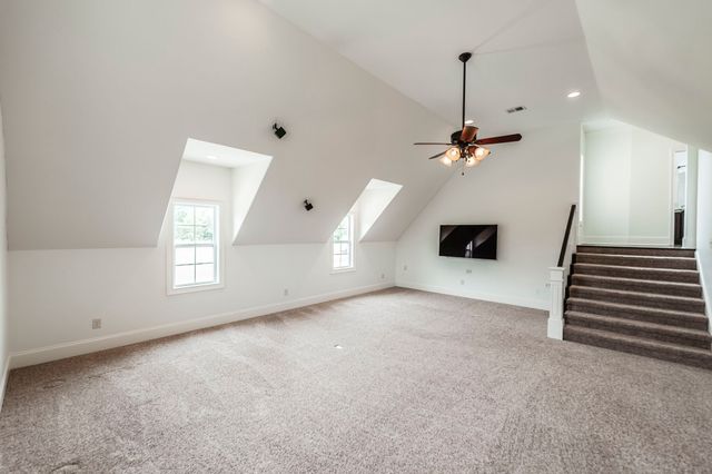 835 Douglas Bend Rd, Gallatin, TN 37066