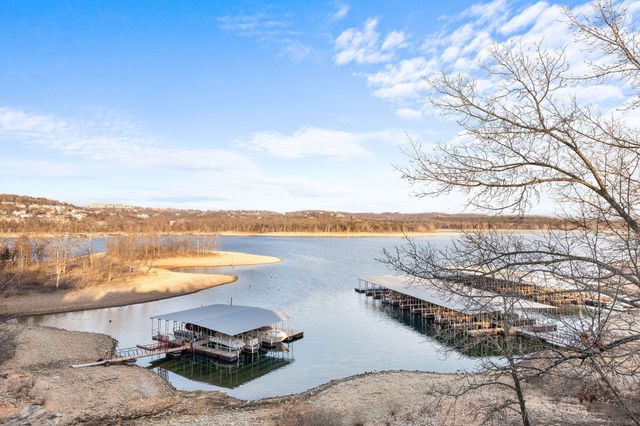 429 E Chinquapin Circle 510, Branson, MO 65616