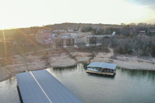 429 E Chinquapin Circle 510, Branson, MO 65616