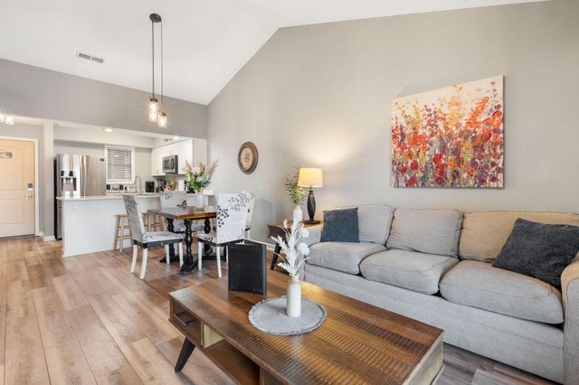 429 E Chinquapin Circle 510, Branson, MO 65616