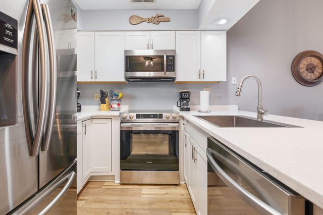 429 E Chinquapin Circle 510, Branson, MO 65616