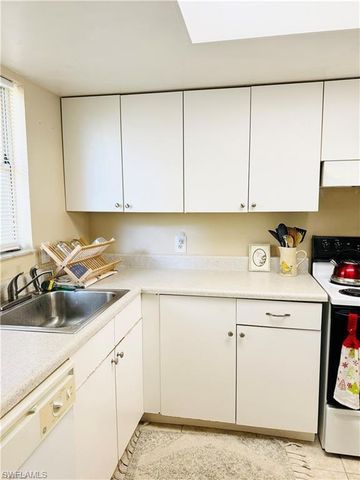 6324 Panther LN 6, Fort Myers, FL 33919
