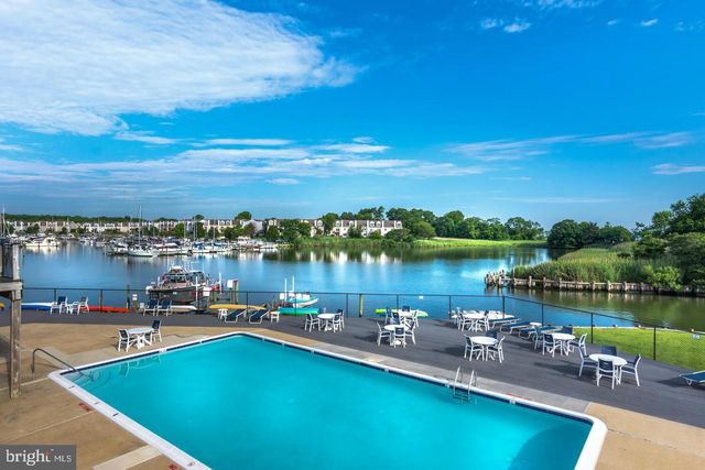 10-B QUEEN ELIZABETH CT, Chester, MD 21619