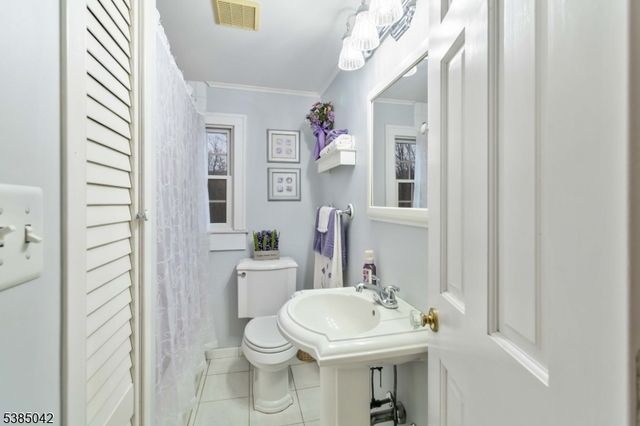 1432 Macopin Rd, West Milford Twp., NJ 07480