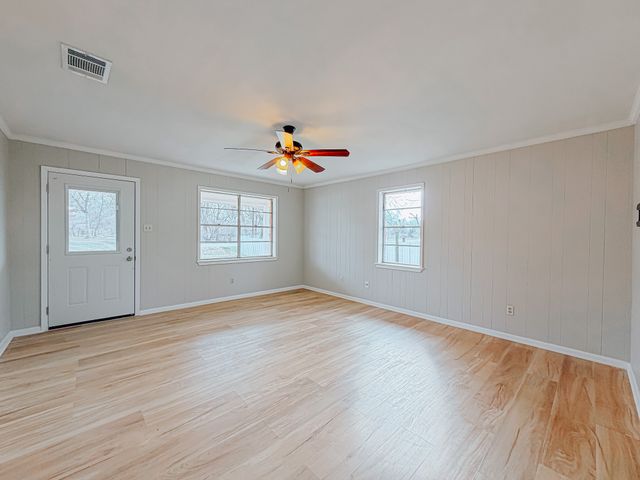 226 E Main Street, Corsicana, TX 75109