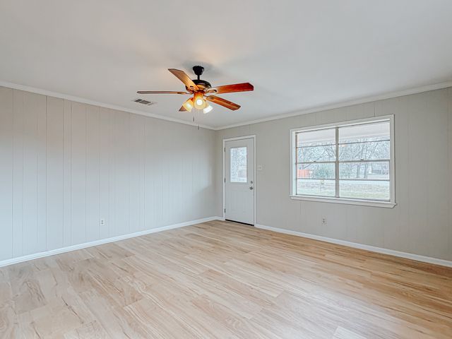 226 E Main Street, Corsicana, TX 75109