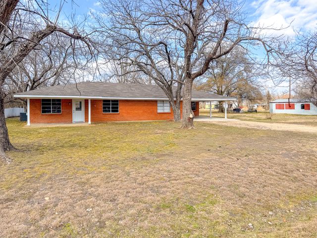 226 E Main Street, Corsicana, TX 75109