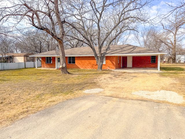 226 E Main Street, Corsicana, TX 75109