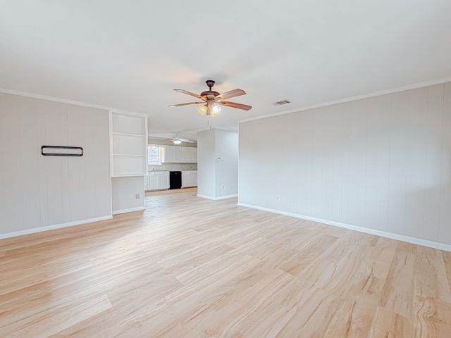 226 E Main Street, Corsicana, TX 75109