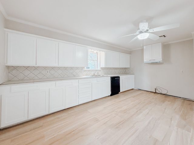 226 E Main Street, Corsicana, TX 75109