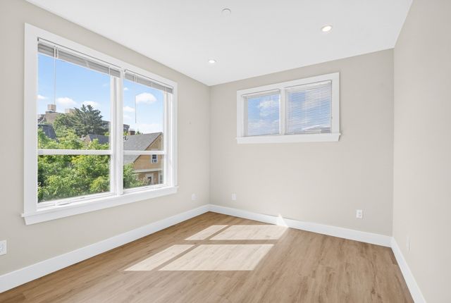 1246 Broadway 3, Somerville, MA 02144