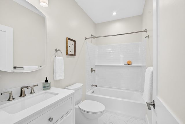 1246 Broadway 3, Somerville, MA 02144