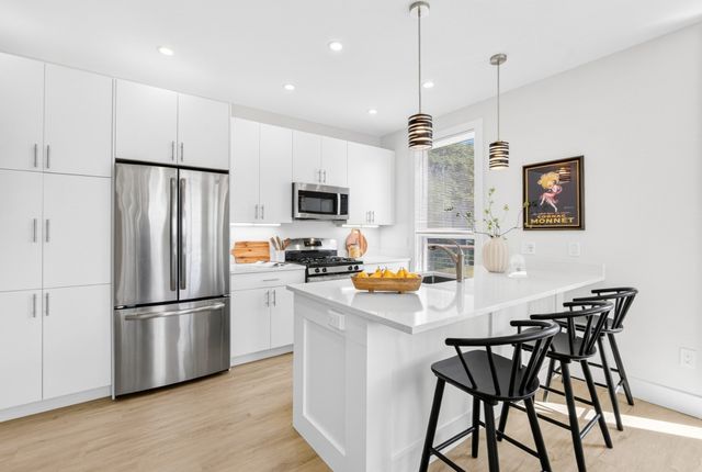 1246 Broadway 3, Somerville, MA 02144