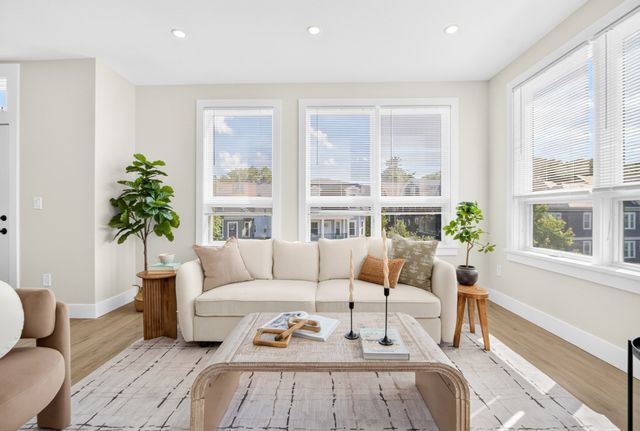1246 Broadway 3, Somerville, MA 02144