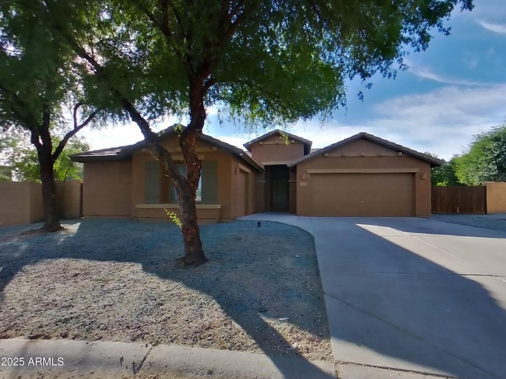 2117 W PICKETT Court, San Tan Valley, AZ 85144