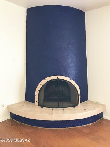 7800 N Nicole Place, Tucson, AZ 85741