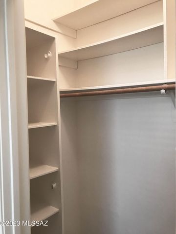 7800 N Nicole Place, Tucson, AZ 85741