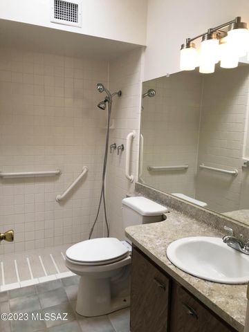 7800 N Nicole Place, Tucson, AZ 85741