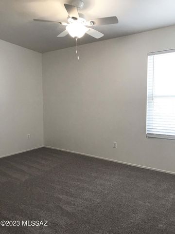 7800 N Nicole Place, Tucson, AZ 85741