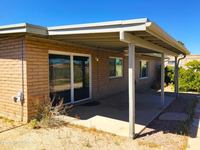 7800 N Nicole Place, Tucson, AZ 85741